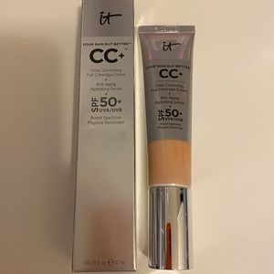 It Cosmetics CC Cream ‘Fair Light’